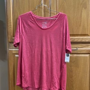 Brand new w tags longer length shirt size 16w-18w